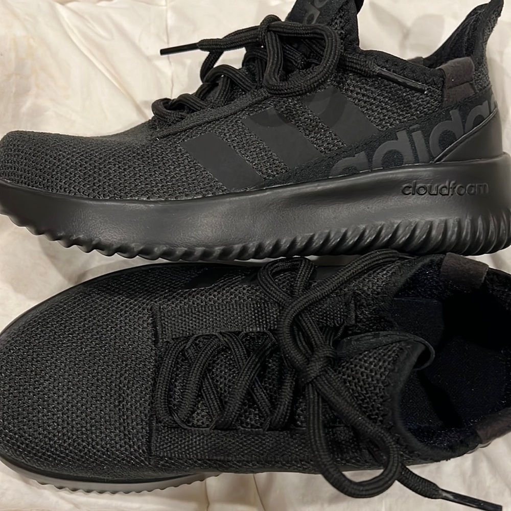 Adidas Cloudfoam shoes